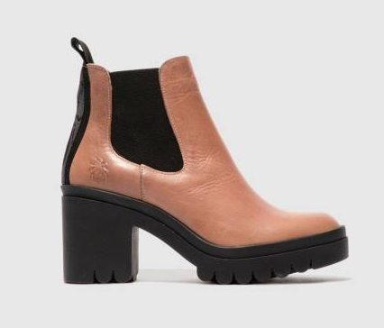 Chaussures Fly London qui allient confort style et originalit&eacute; dans le quotidien d&rsquo;un professeur
