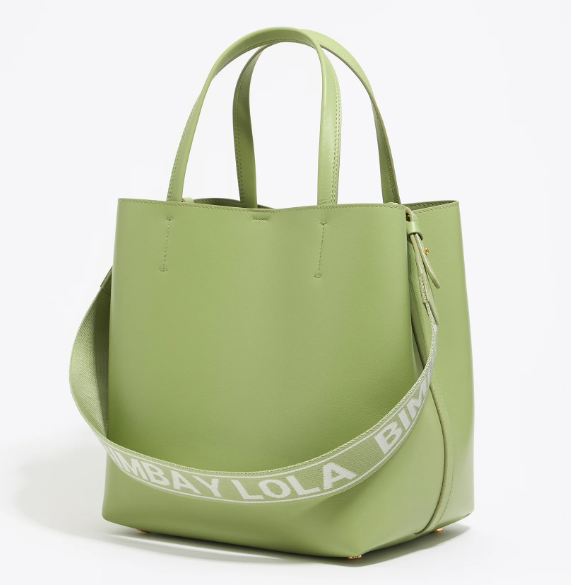 Les sacs Bimba Y Lola sont devenus un choix incontournable pour une jeune professionnelle qui veut allier style et praticit&eacute;